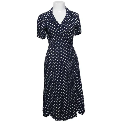 Omlottklänning (Blå, Vit) från The Seamstress of Bloomsbury