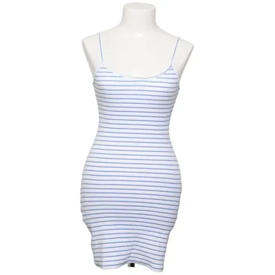 how to accessorize blue dress Brandy Melville Blue white striped shirt – Minissentials main image 1