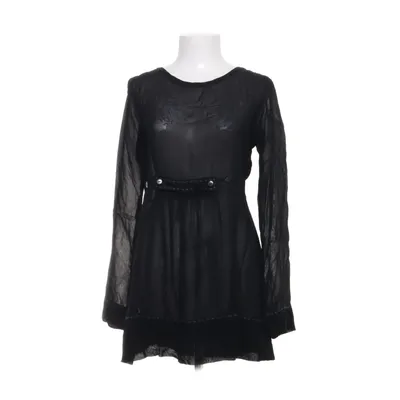 Robe (Noir) de Cut Loose
