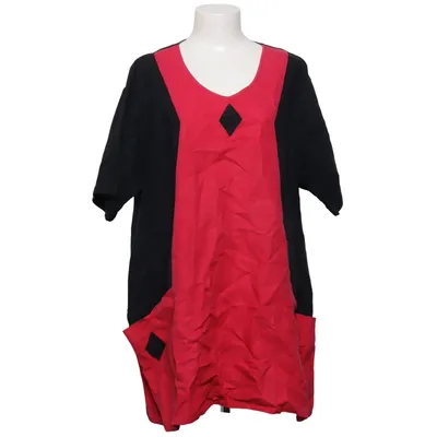 Kjole (Sort, Pink) fra Fin Feminin Linned