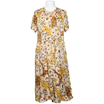 Klänning (Aliya Dress) från Lollys Laundry Polyester, Viskos