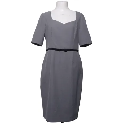 Robe (Noir, Blanc) de Bialcon Polyester