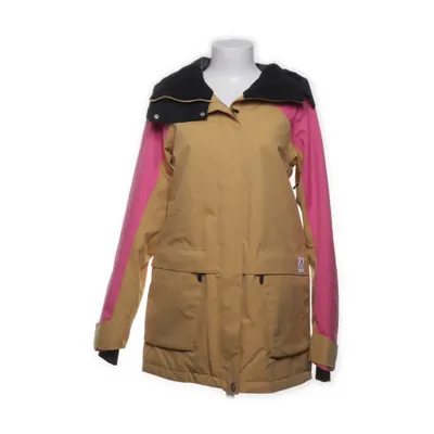 Jacka (Beige, Rosa, Svart) från Wearcolour Polyester