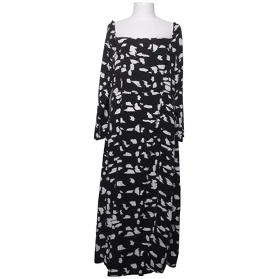 Robe (Noir, Blanc) de Missguided Plus