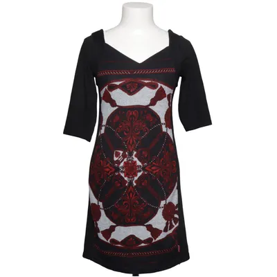Dress (Black, Red, White) from Smash