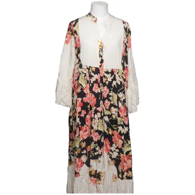 Kjole (Sort, Hvid, Pink) fra Reunion Viscose