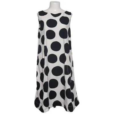 Kjole (Sort, Hvid) fra Marimekko x Uniqlo Bomuld