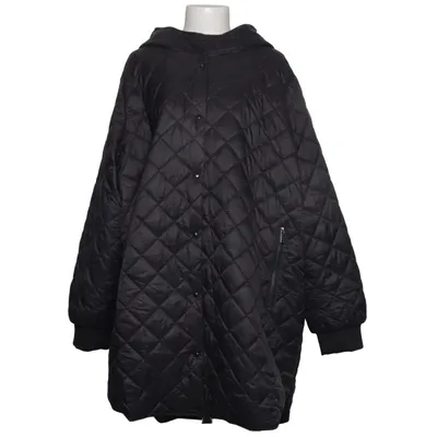 Vinterkappa (Svart) från Vero Moda Curve Polyamid, Återvunnen polyester