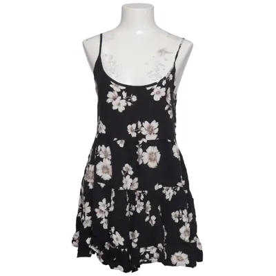 Dress (Black, White) from Brandy Melville