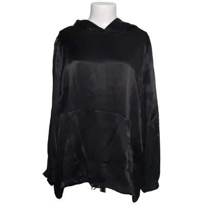 Hoodie (Black) from Emilia Lay Viscose
