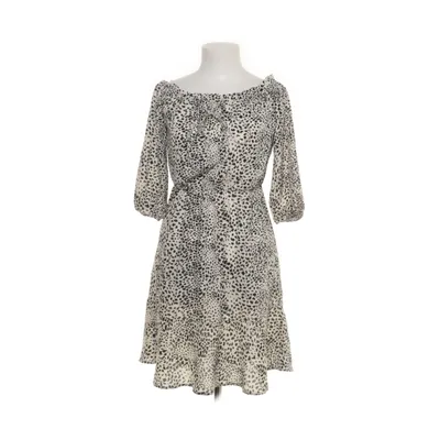 Kjole (Off Shoulder Printed Dress) fra NA-KD Polyester