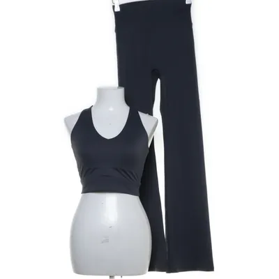 Träningsset (Grå) från Sisterly Tribe Polyester