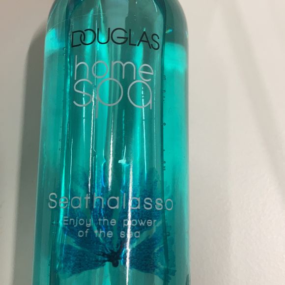 Body mist Seathalasso from Douglas Sellpy