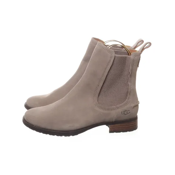 Hillhurst ii waterproof hot sale chelsea boot