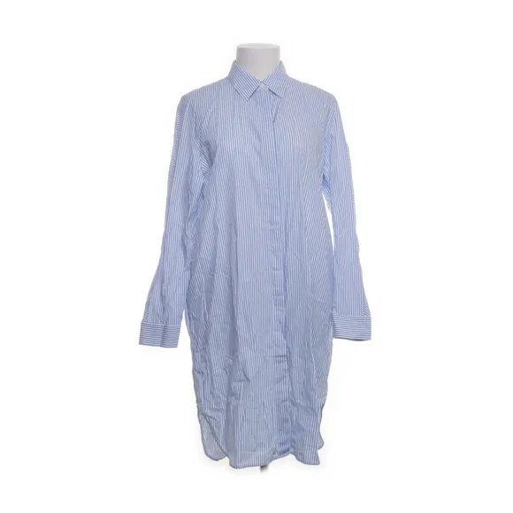 Robe chemise Bleu Blanc de COS Sellpy