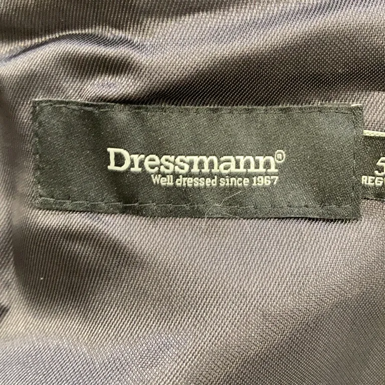 Rock (Svart) från Dressmann Viskos - Varumärke