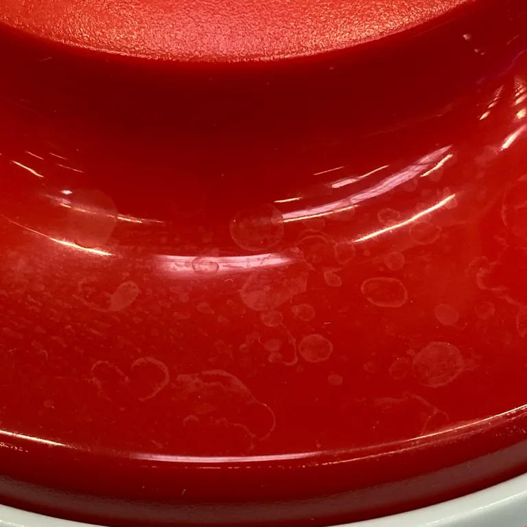 Mixer (Röd) från Tupperware - Fläckig - Ovansida