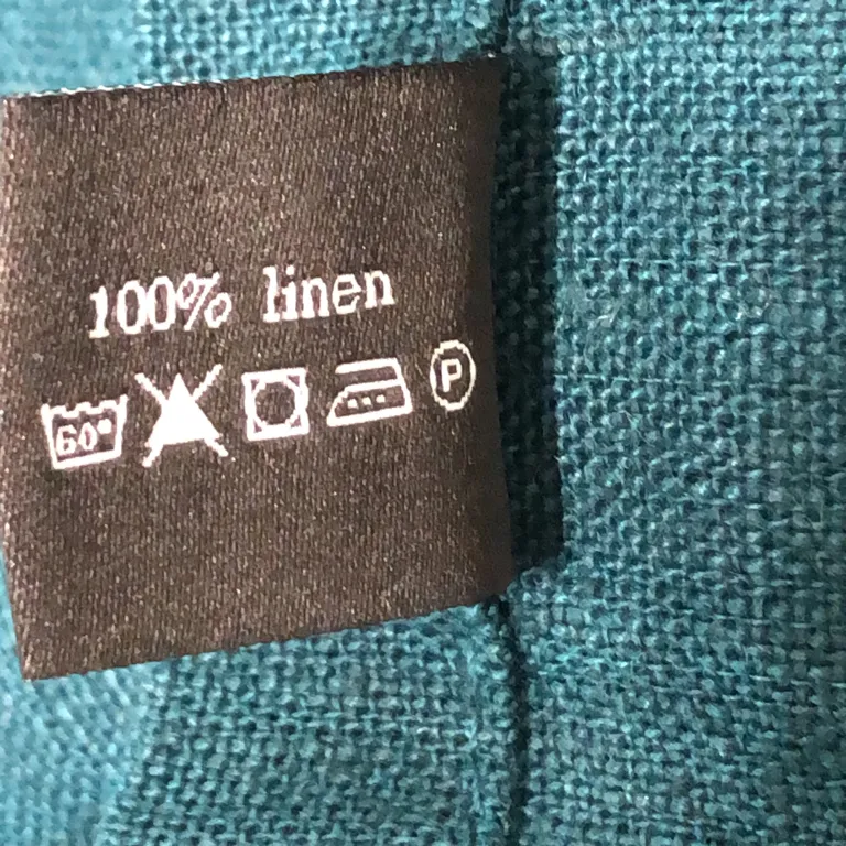 Löpare (Duk mörkgrön) från Himla Linne - Materialetikett