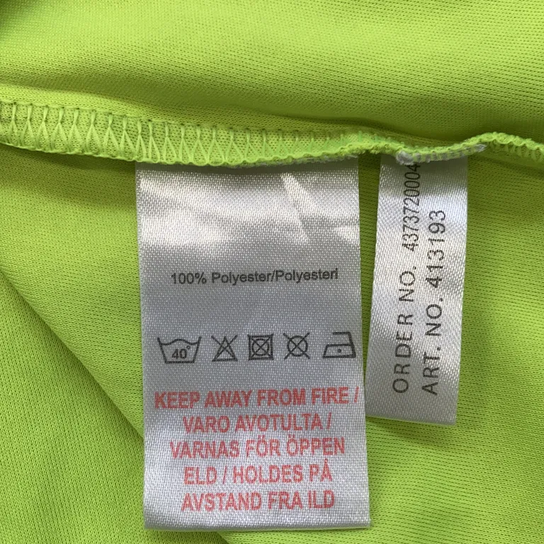 T-shirt (Gul) från Umbro Polyester - Materialetikett