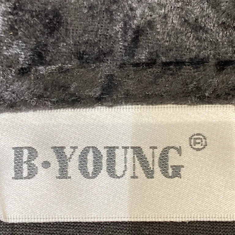 Klänning (Svart) från B.Young Polyester - Varumärke