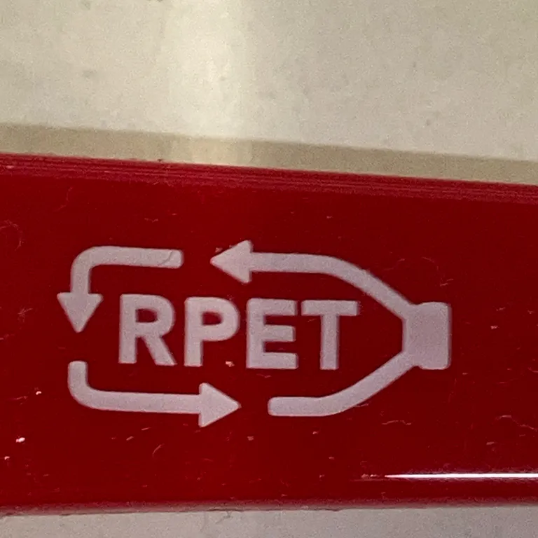 Solglasögon (Röd, Svart) från Rpet - Varumärke