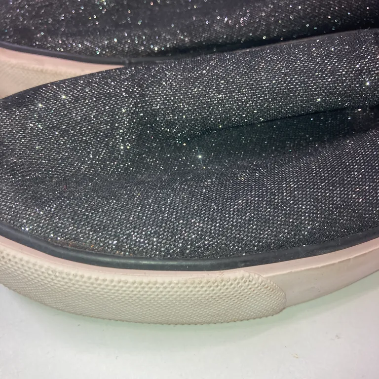 Slip-ons (Svart, Silverfärgad) från New Look - Fläckig - Yttersula
