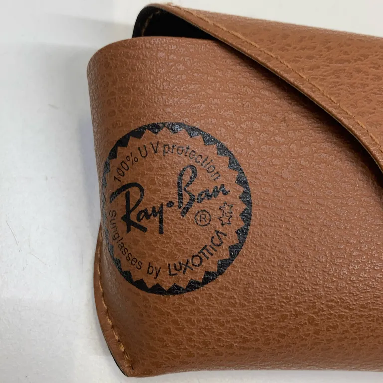 Solglasögon (RB3647-N) från Ray-Ban - Varumärke