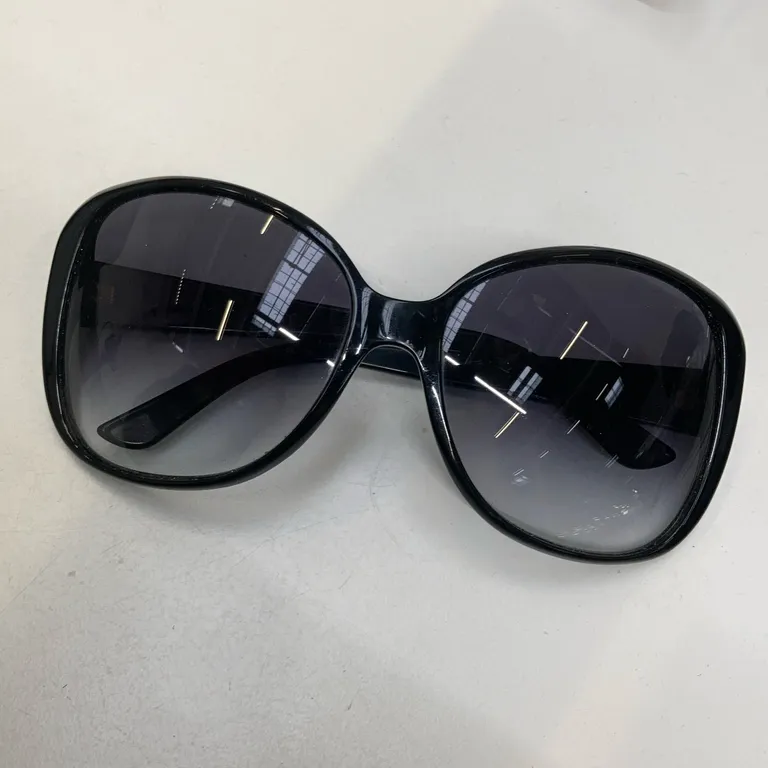 Solglasögon (GG 3126/S) från Gucci - Fläckig - Glas