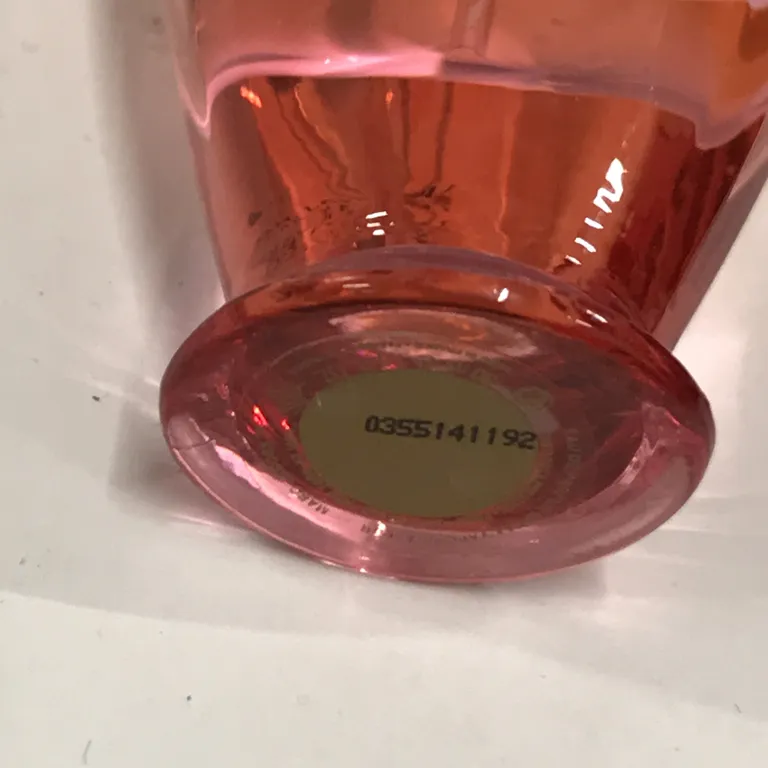 Eau de Parfum (Oh, Lola!) från Marc Jacobs - Materialetikett