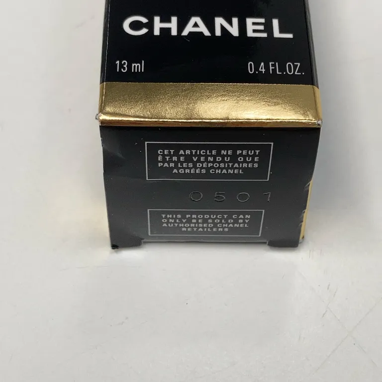 Nagellack (Rosa) från Chanel - Detaljbild