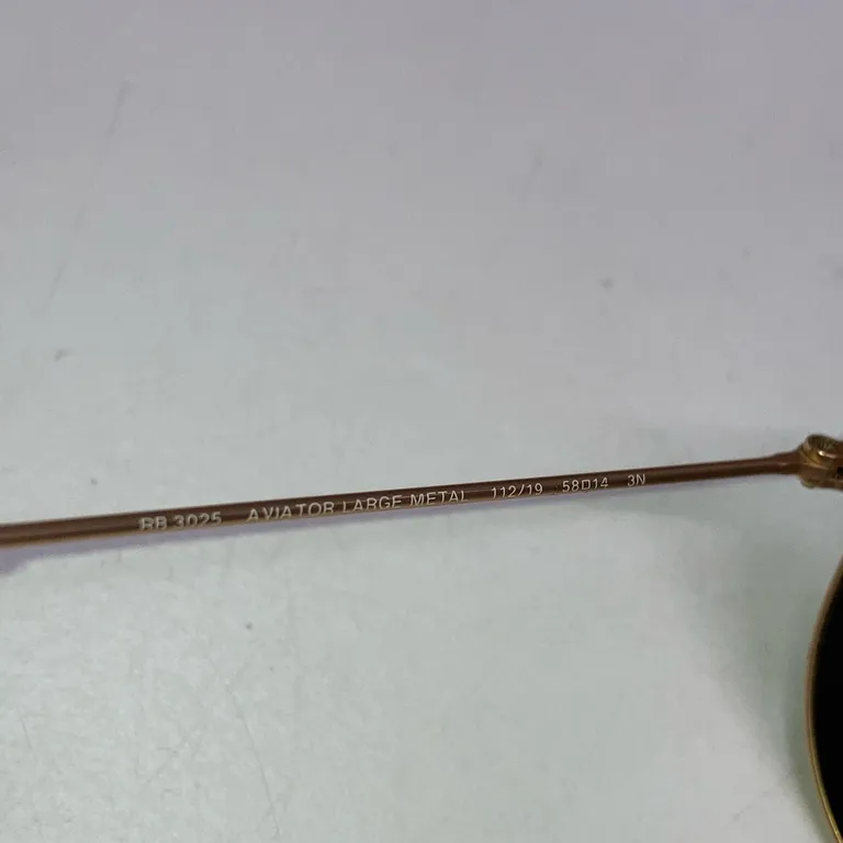 Solglasögon (RB 3025) från Ray-Ban - Detaljbild