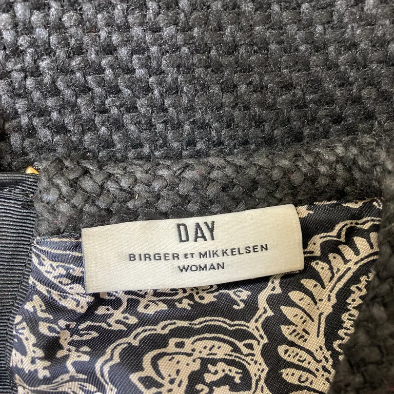 Klänning (Moderiktig just nu! Tuff festklänning!) från DAY Birger et Mikkelsen Polyester, Ull, Bomull, Acetat, Viskos - Varumärke