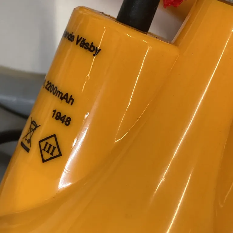Resetillbehör (DUSCH CAMPING TÄLT HUSVAGN GUL BADRUM ) från Rusta - Fläckig - Yta