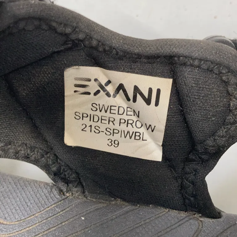 Sandaler (Svart) från Exani - Varumärke