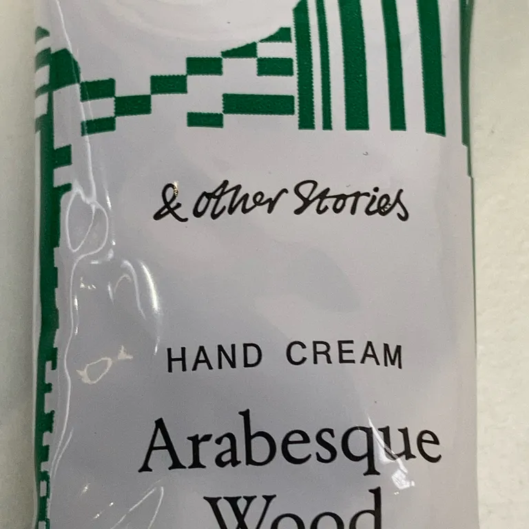 Handkräm (Arabesque Wood) från & Other Stories - Varumärke