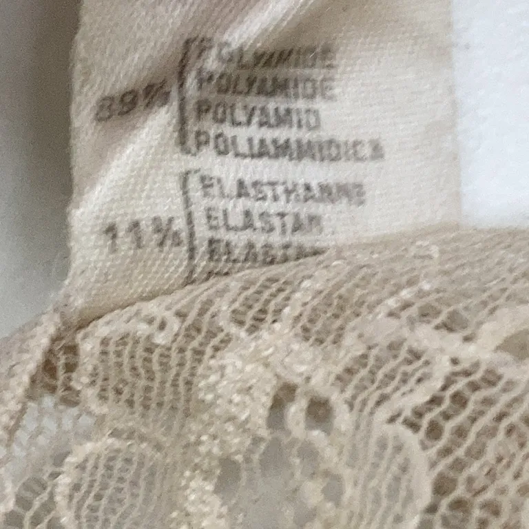 BH (Beige) från Christian Dior Elastan, Polyamid - Materialetikett