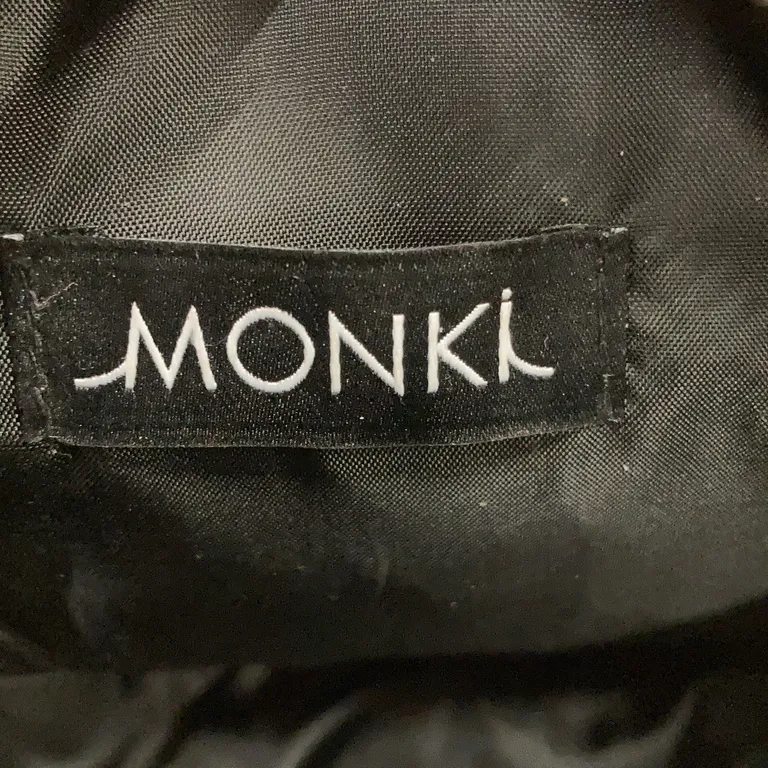 Midjeväska (Svart) från Monki - Varumärke