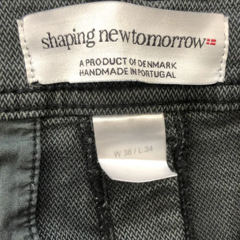 Chinos (Grå) från Shaping New Tomorrow - Varumärke
