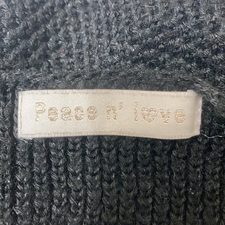 Tröja (Svart) från Peace n' Love Akryl - Varumärke