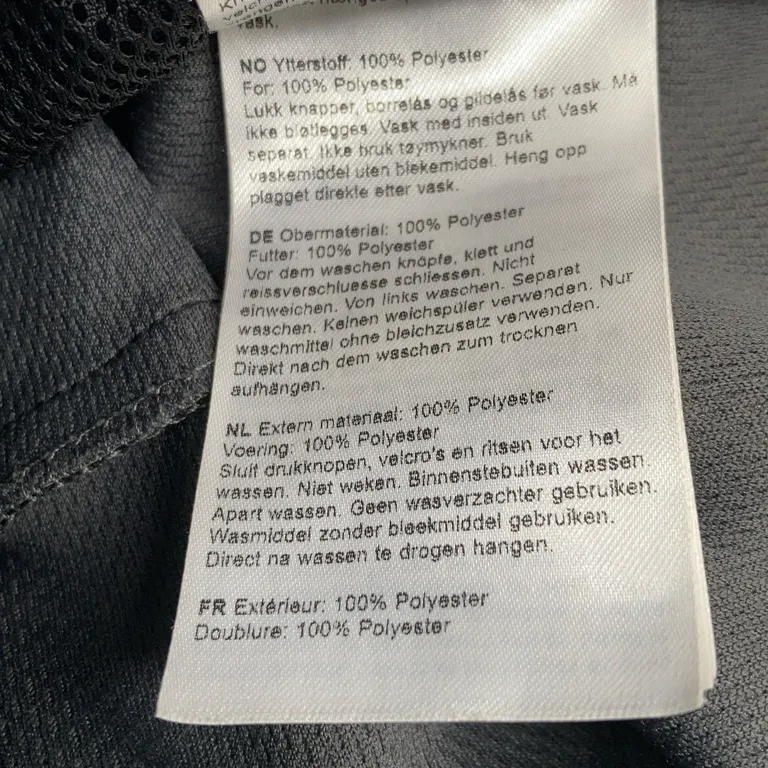 Jacka (Svart) från 8848 Altitude Polyester - Materialetikett