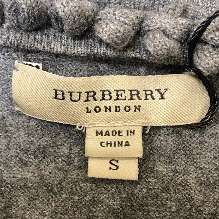 Top (Gray) from Burberry | Sellpy