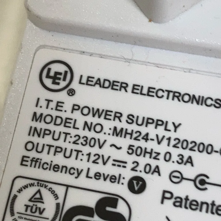 Adapter från LEI - Varumärke