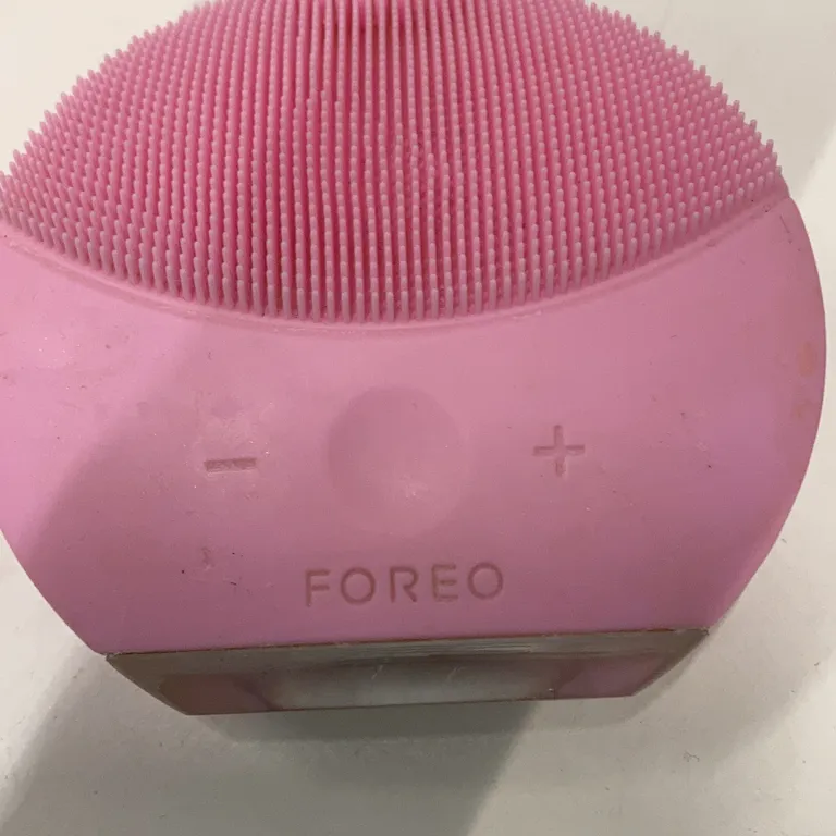 Ansiktsrengöringsapparat från Foreo - Varumärke