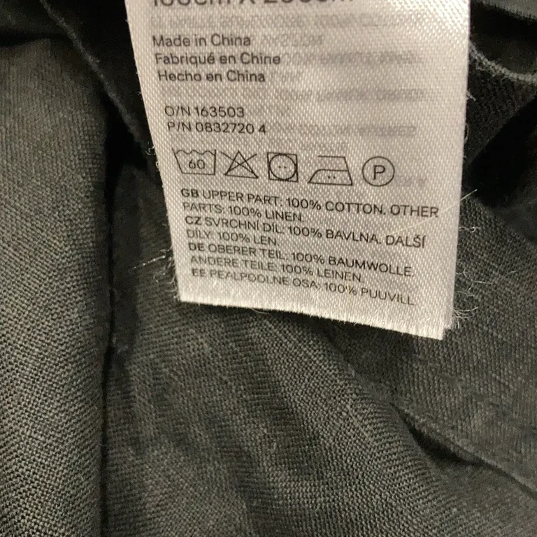 Sängkappa (Svart) från H&M Linne, Bomull, Polyester - Materialetikett
