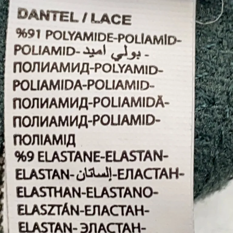 BH (Grön) från Penti Elastan, Polyamid - Materialetikett