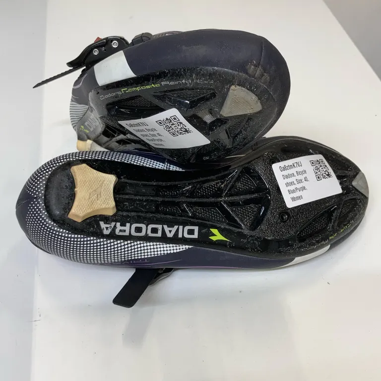 Cykelskor (Blå, Lila) från Diadora - Bild på sulan