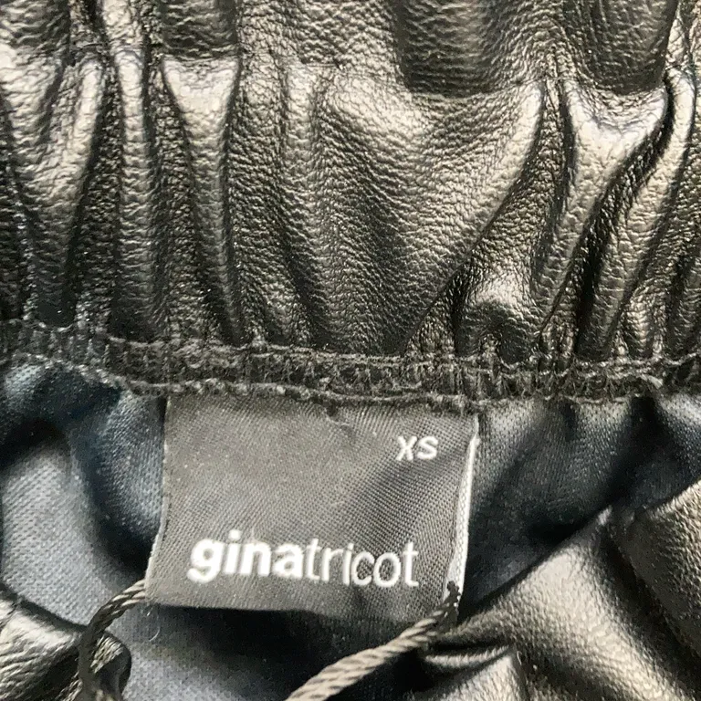 Kjol (Svart) från Gina Tricot Polyuretan - Varumärke