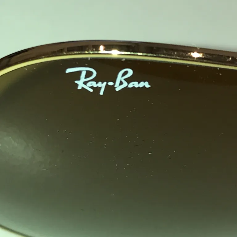 Solglasögon (RB3025 Aviator Large Metal) från Ray-Ban - Varumärke