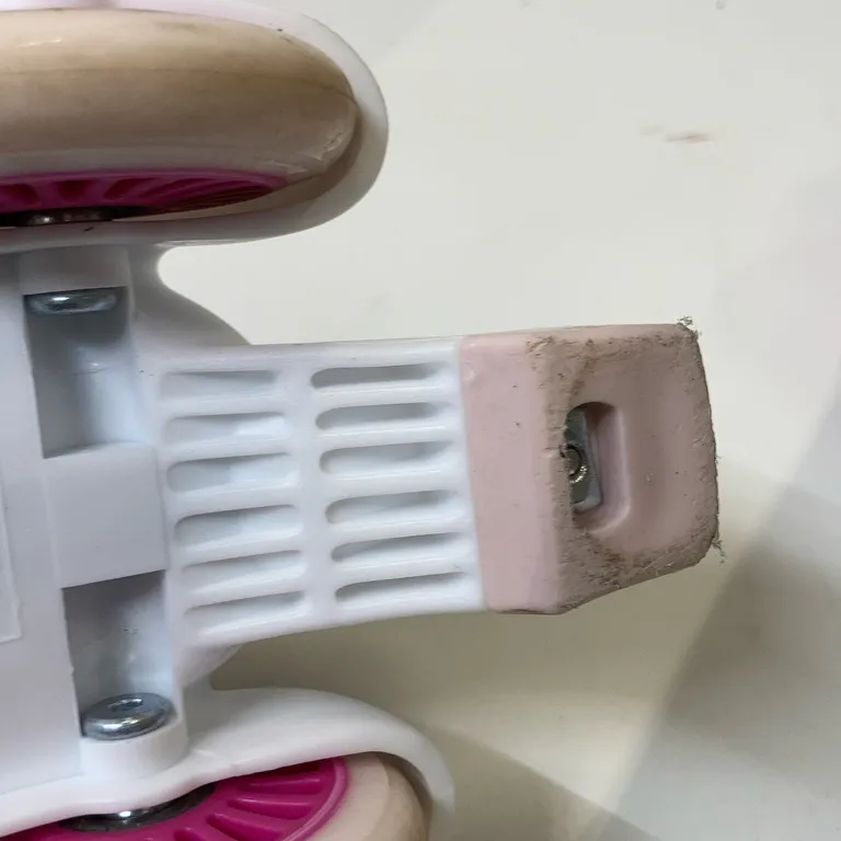 Rullskridskor (Rosa, Flerfärgad) från Hornet - Smutsig - Undersida