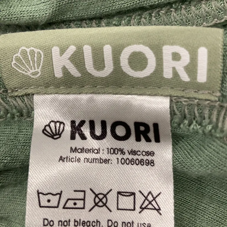 Bärsjal (Grön) från Kuori Viskos - Materialetikett